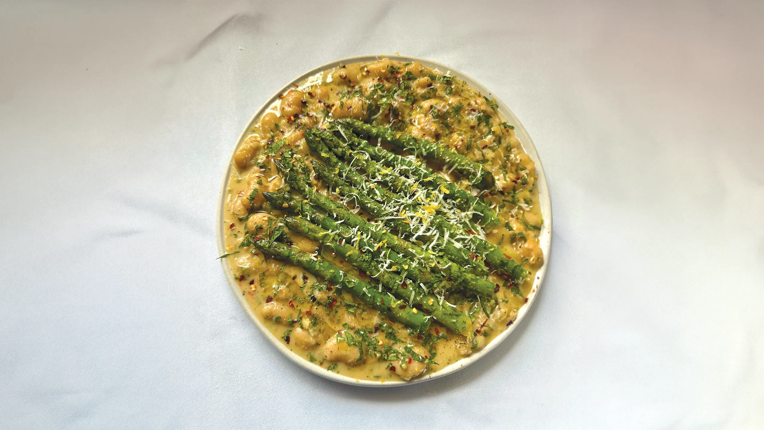 Asparagus & braised butter beans