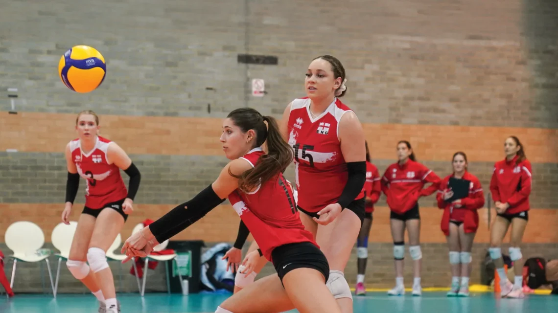Alice-Jagielska-volleyball-competing