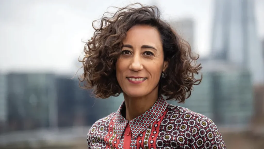 Michelle Moore is a globally recognised leadership expert, award-winning speaker and executive coach